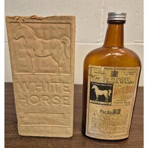 Vintage White Horse Cellar Blended Scotch Whisky Bottle with Original Box